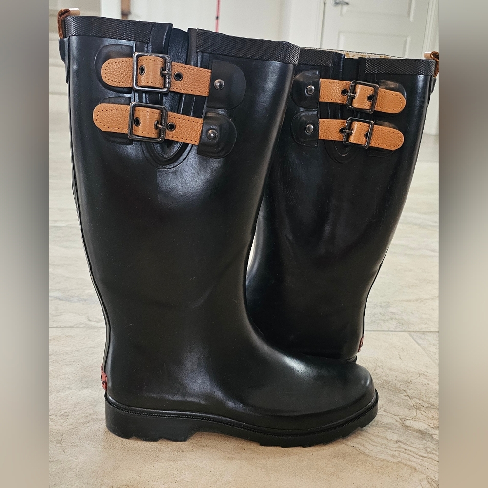 [NEW] Rubber Boots with Buckles Size 8